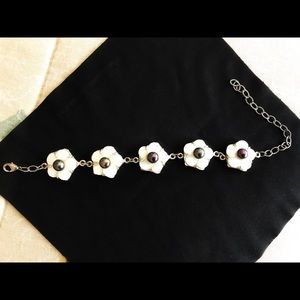 Hibiscus Pearl Bracelet